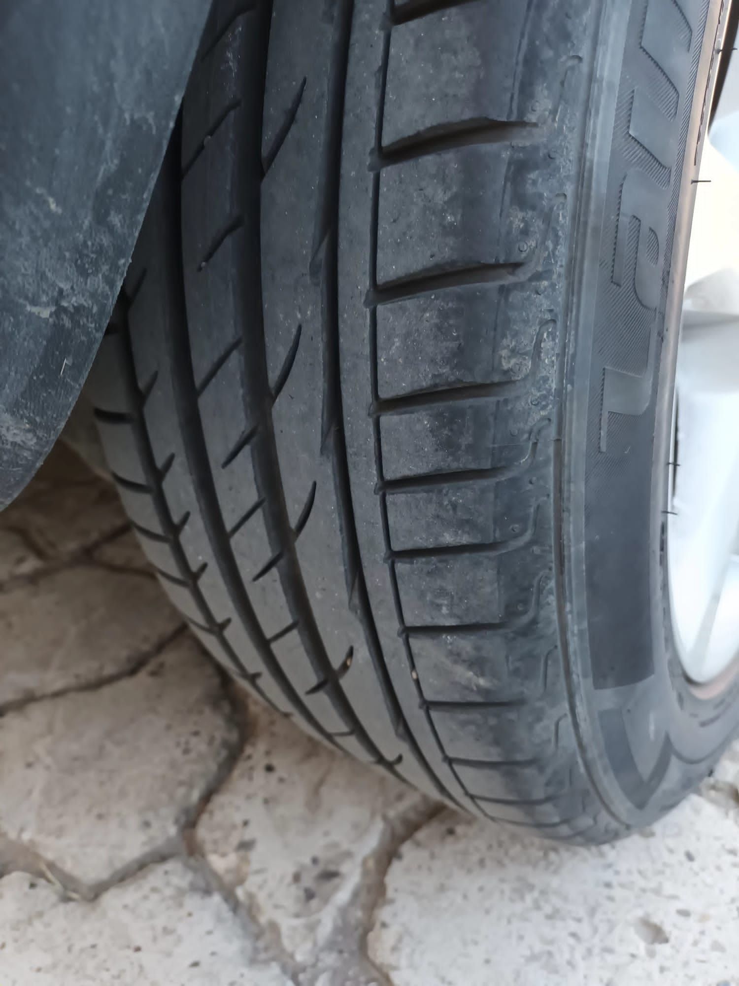 Jante aliaj pe 16 pt Audi cu anvelope de vara