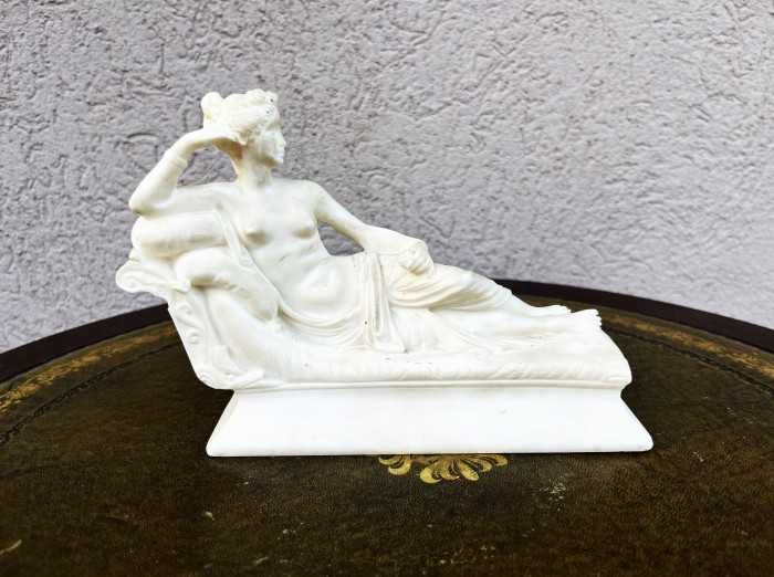 Superba statueta neoclasică-Paolina Bonaparte-Franta