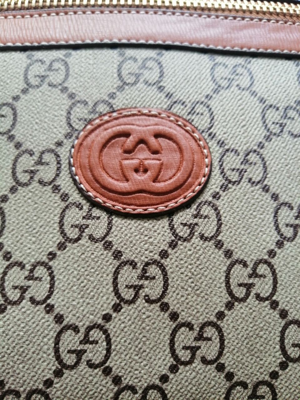 Gucci мъжка елегантна чанта