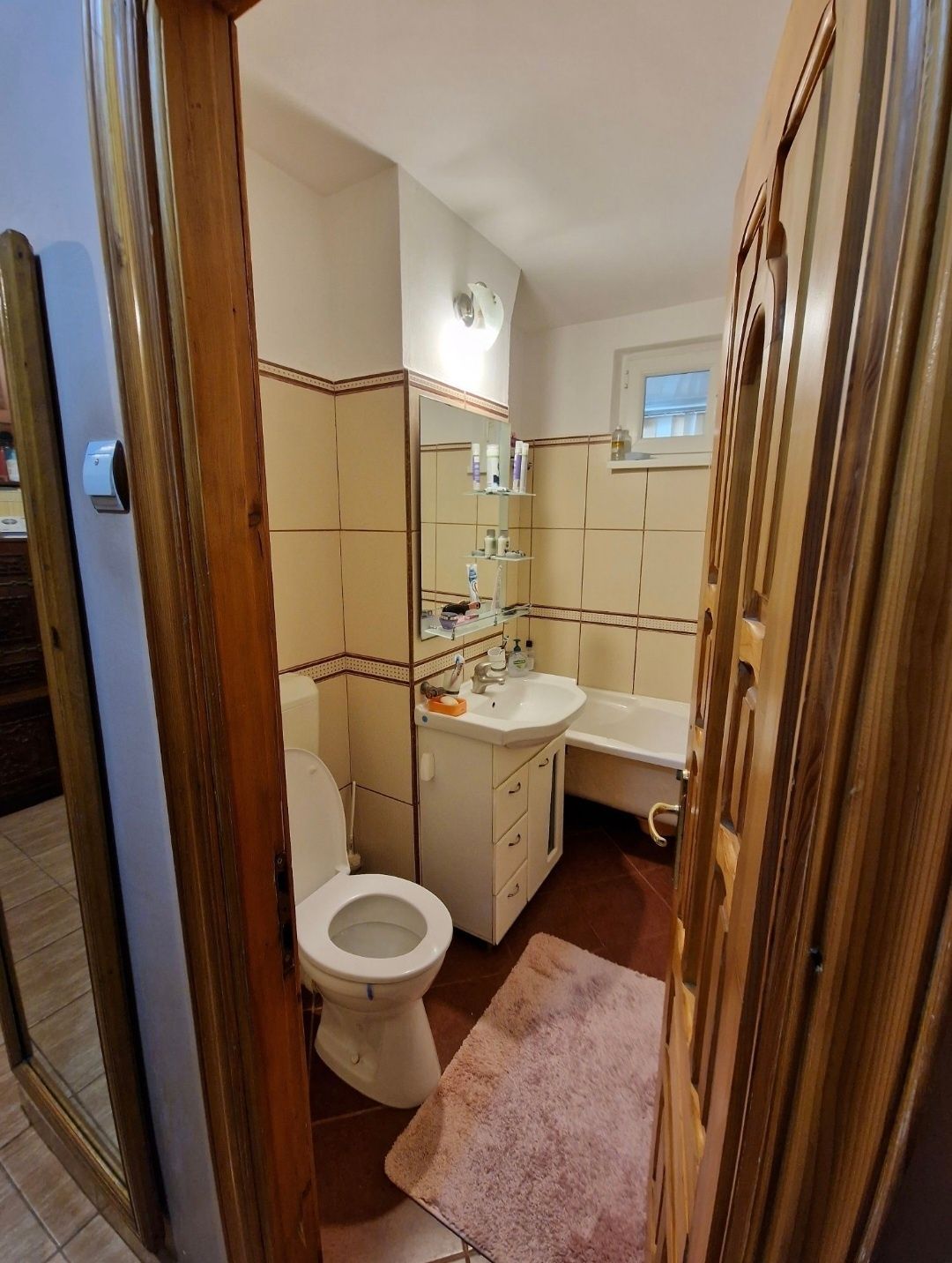 Apartament cu 2 camere (transformat în 3)