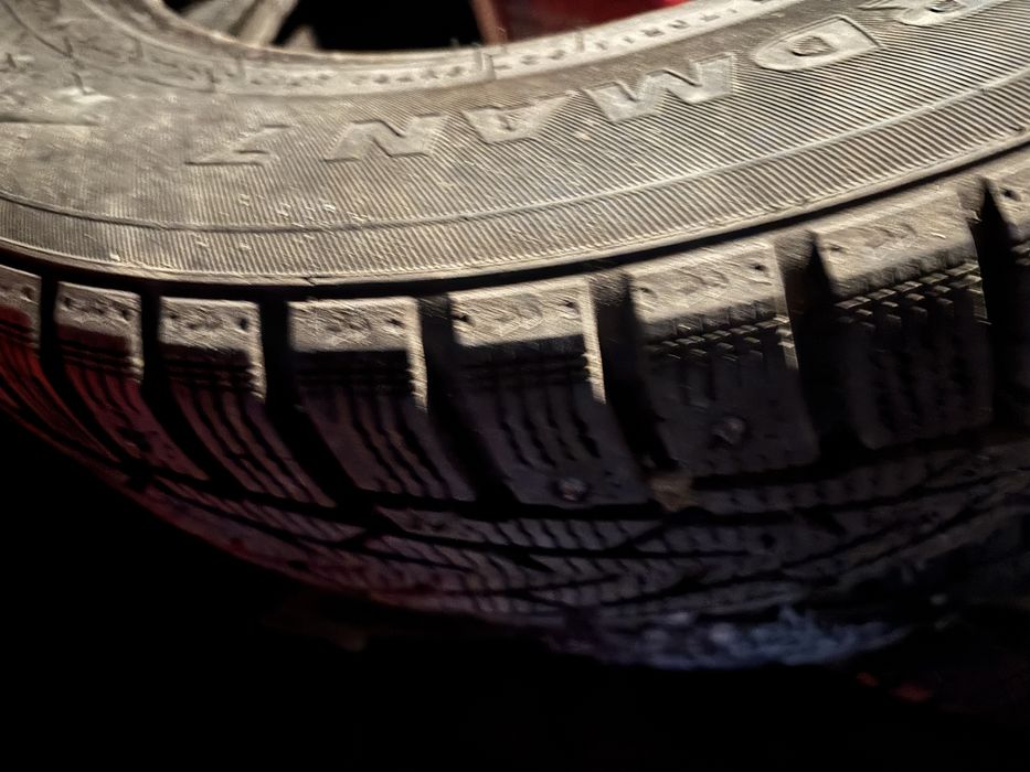 Продам резину нокиан турес нордман 7