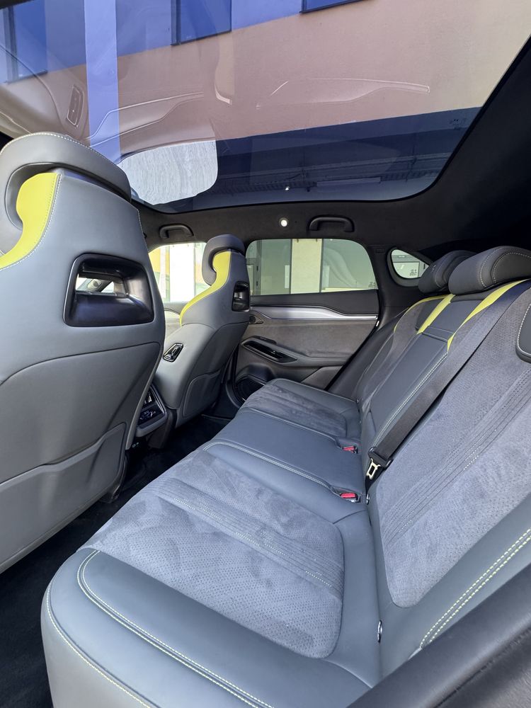 Byd song L awd, alkantara