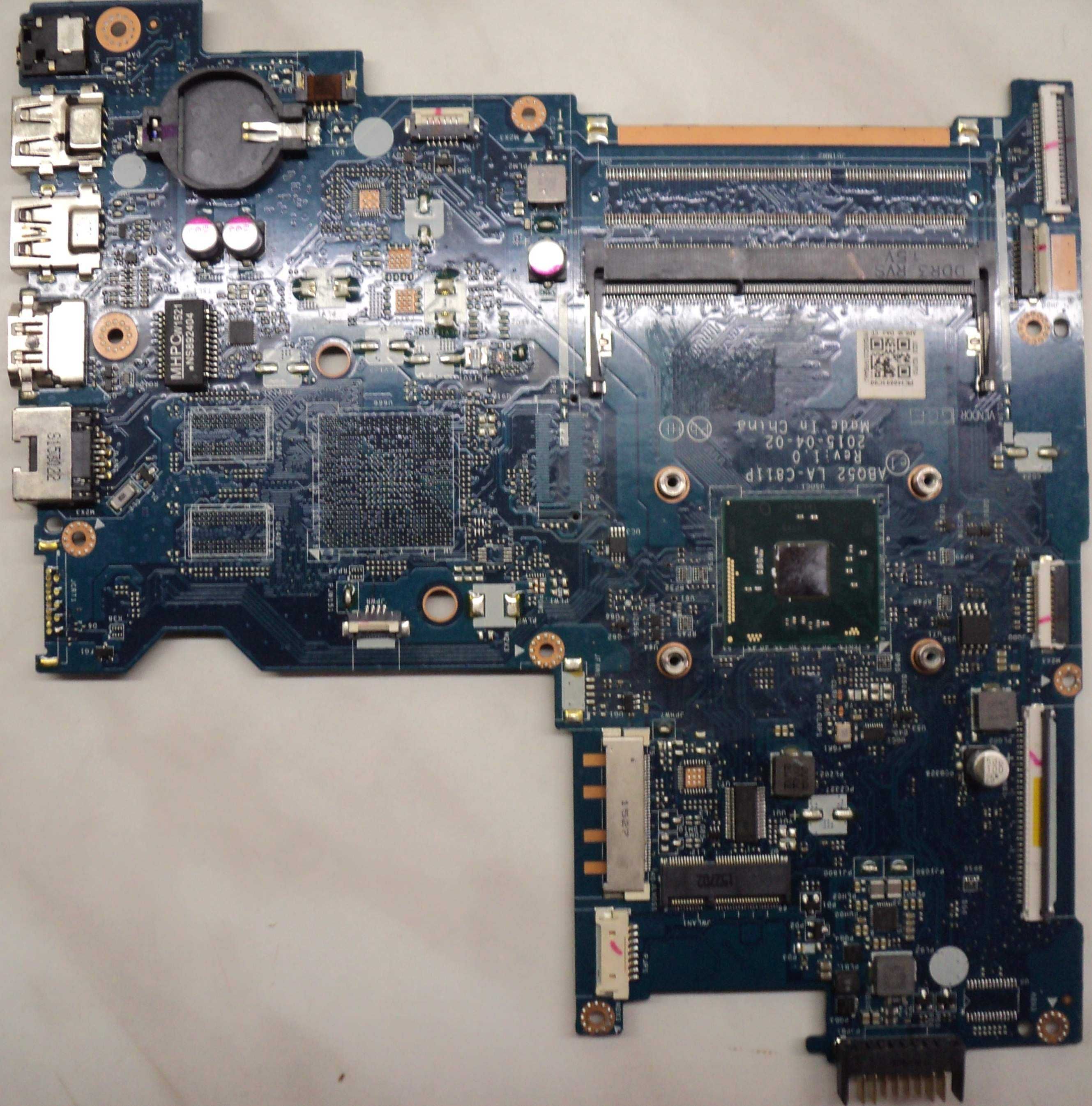 Placa De Baza Defecta Laptop HP-15-AC002NQ