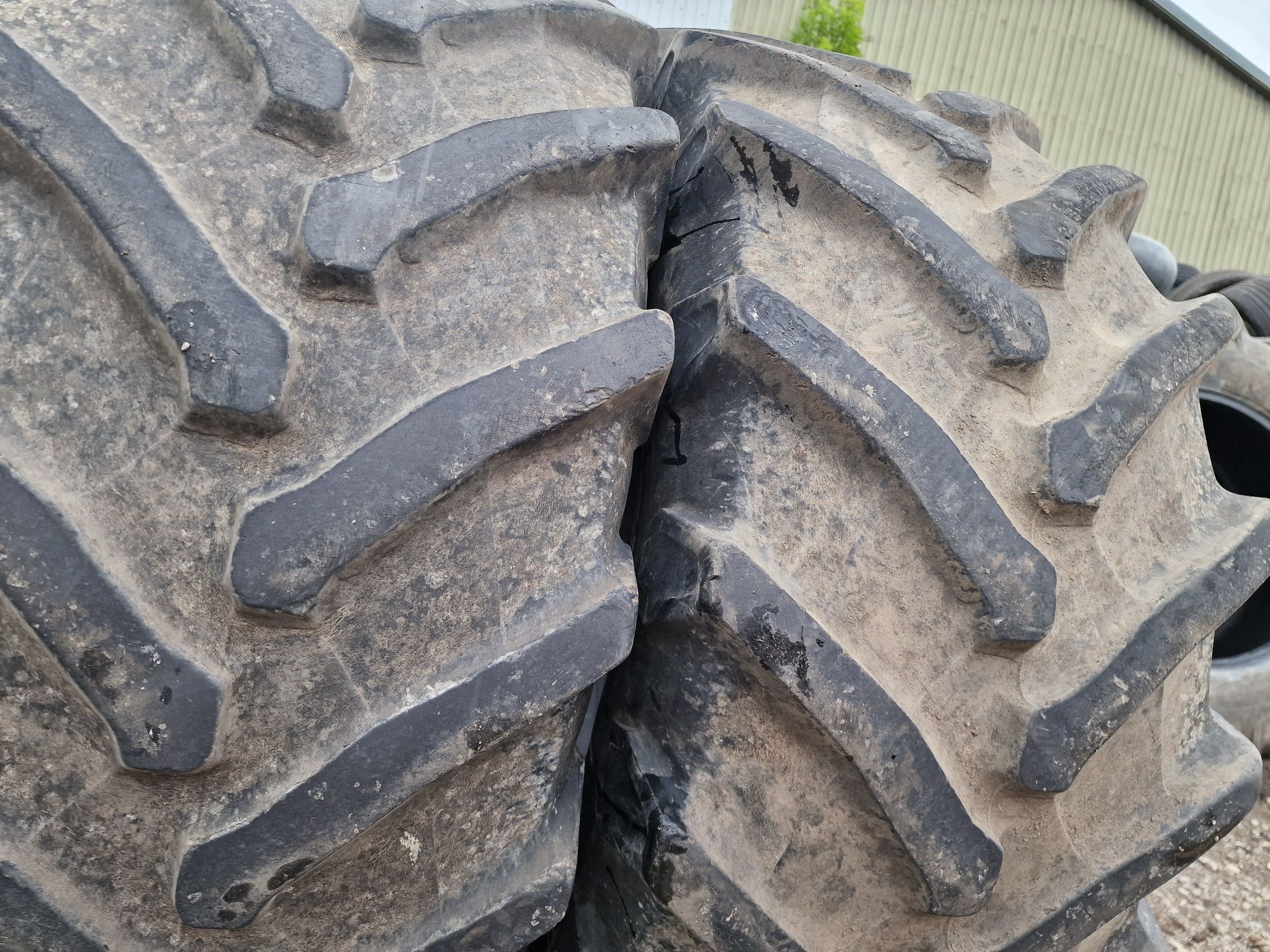 Anvelope tractor 540/65R28 marca Pirelli