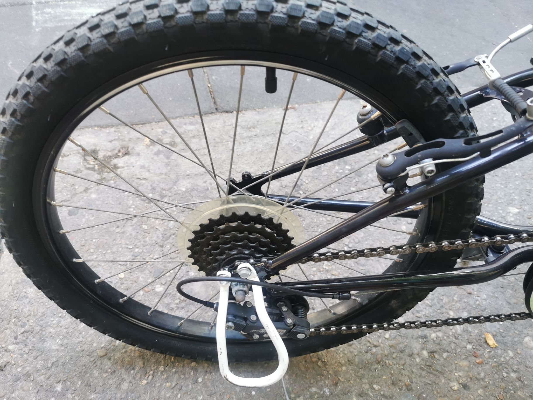 Bicicleta copii 5- 8 ani