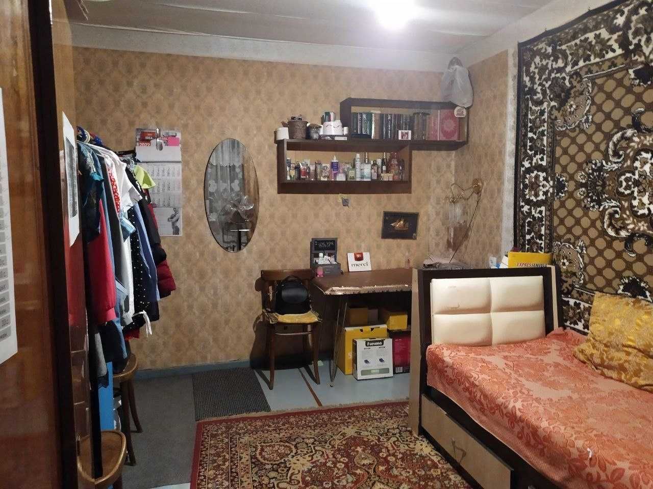 Продажа! 2/5/5 Учувчилар шахарчаси. 40м2. Балкон 1,2/3 Мебель. Техника