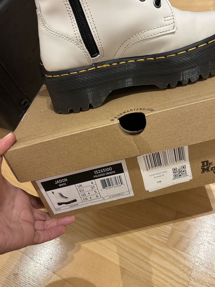 Bocanci Dr martens albi