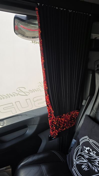 Vand mocheta piele, perdele duble Pluș Danez(danish pluche)Scania NGS