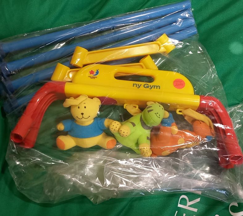 Нова Бебешка пееща активна гимнастика