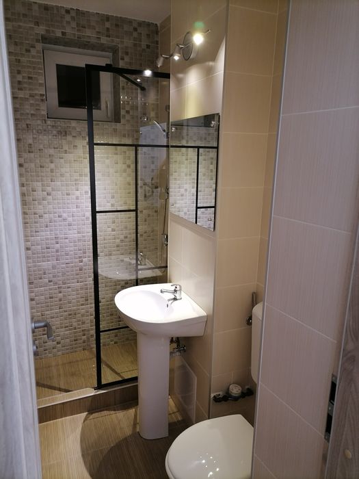 Inchriez apartament 2 camere pe Mihai Viteazu