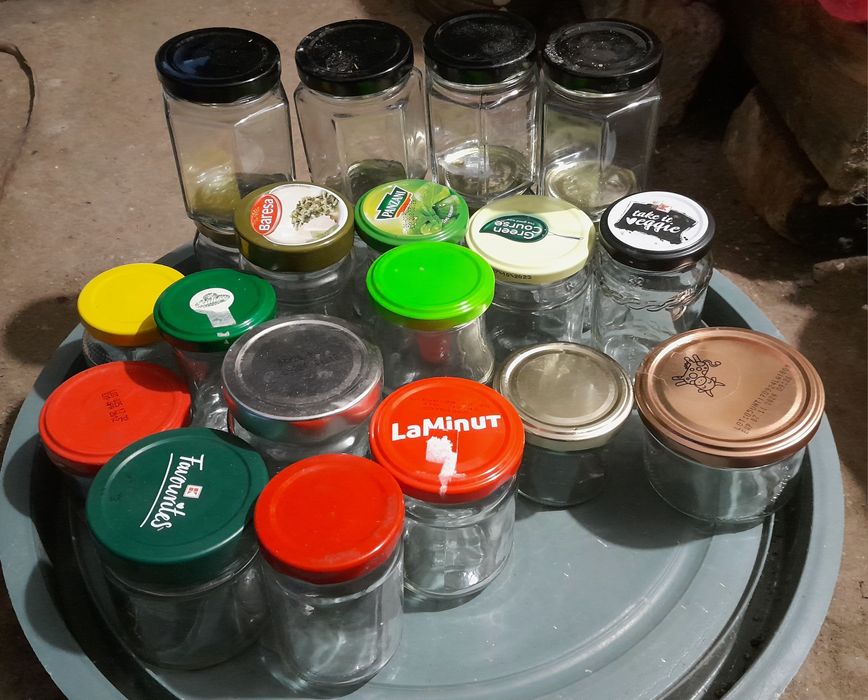 Borcane si sticle goale, diferite marimi