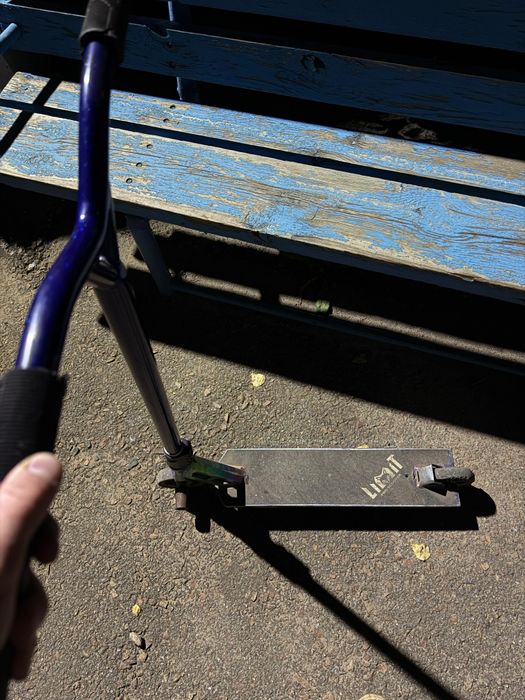 Продам самокат трюковой