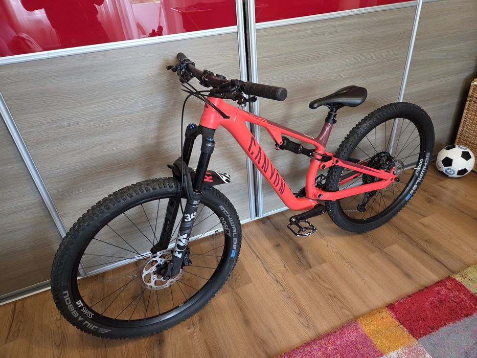 Bicicleta 27.5 MTB full suspension Canyon Neuron Fox XT