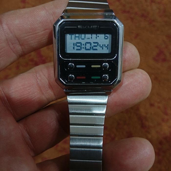 Часы электронные