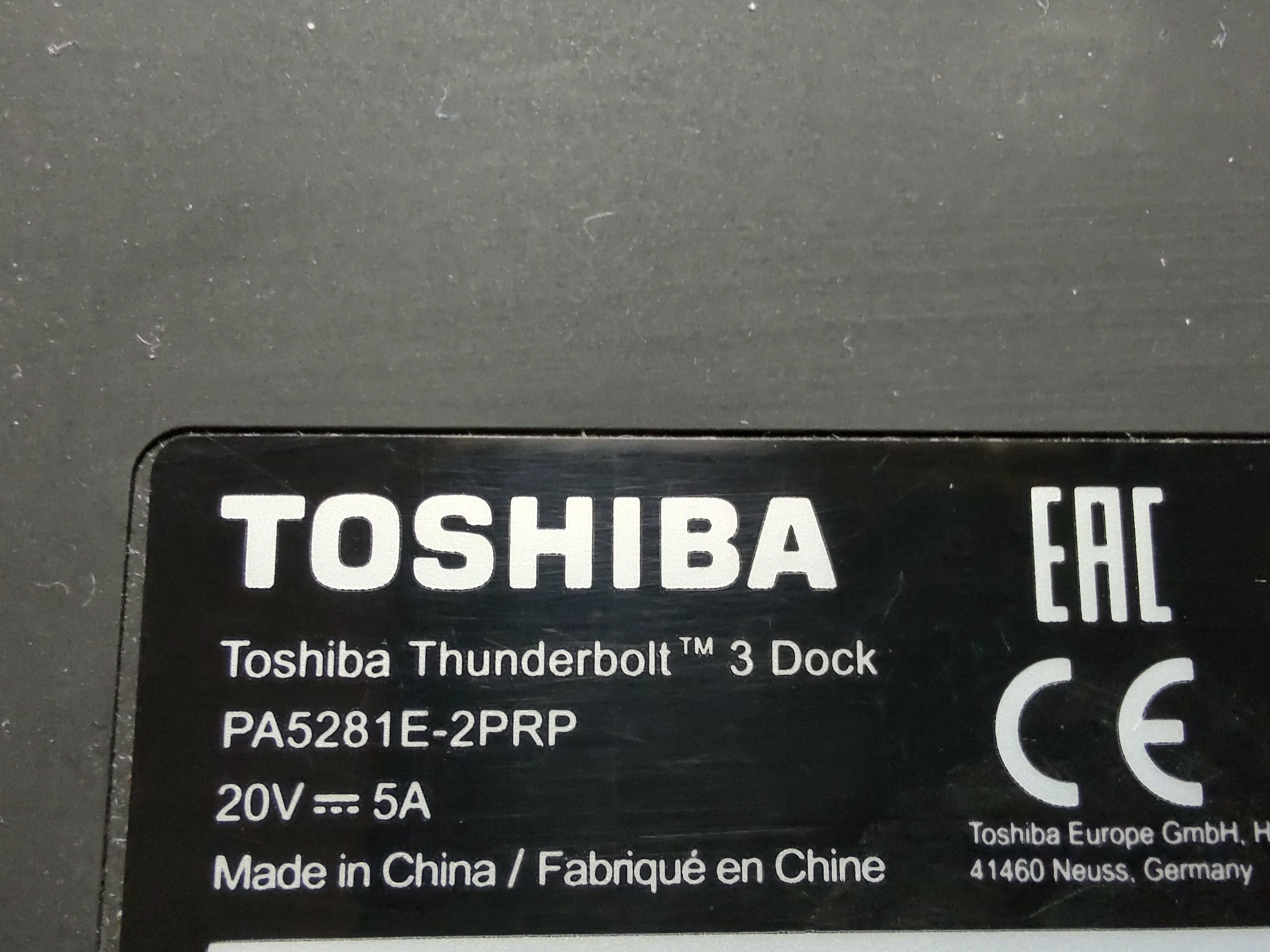 Toshiba Thunderbolt 3 Dock complet cu alimentator si cablu date
