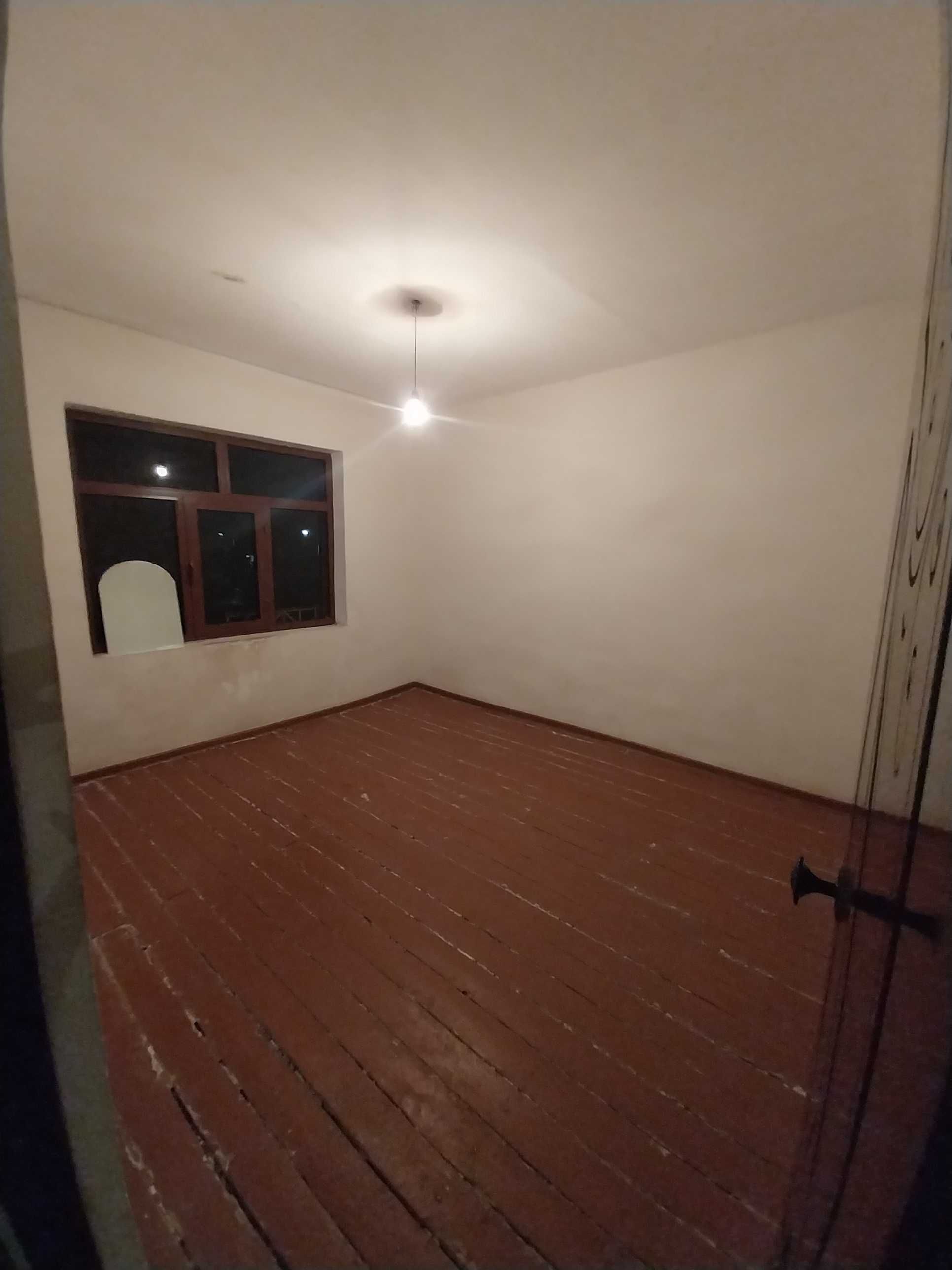 Uy Sotiladi 2 xonali