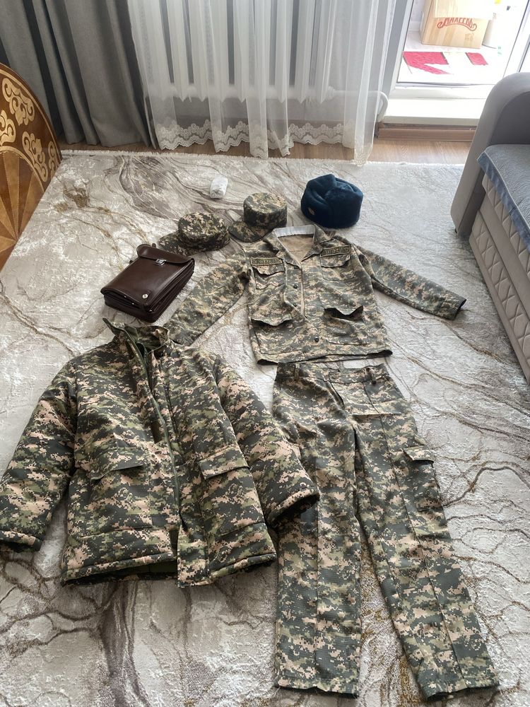 Продам форму на военную кафедру размер 46