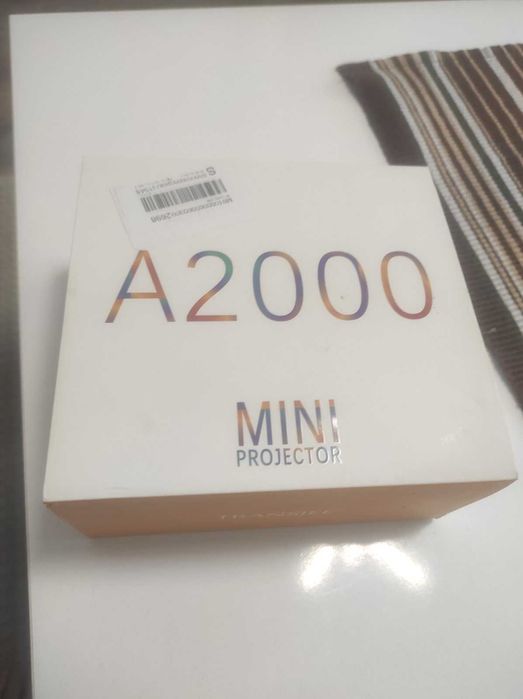 Мини проектор A 2000