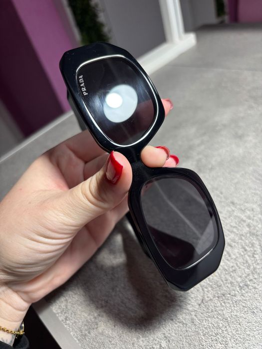 Дамски очила Prada