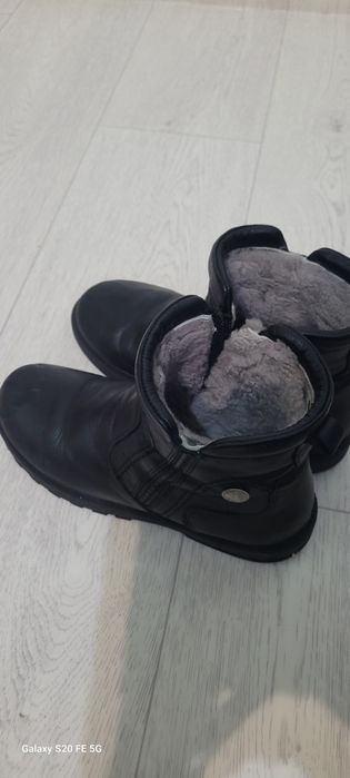 Ботинки демисезонные и зимние р.36-37