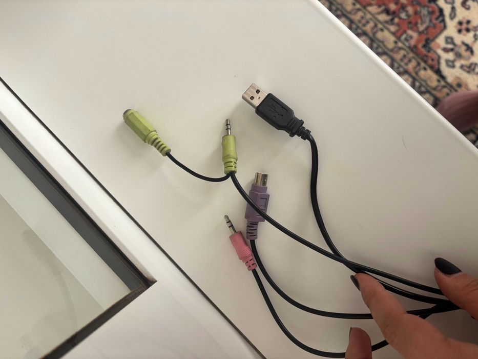 Продаётся клавиатура PS/2 + мультимедиа