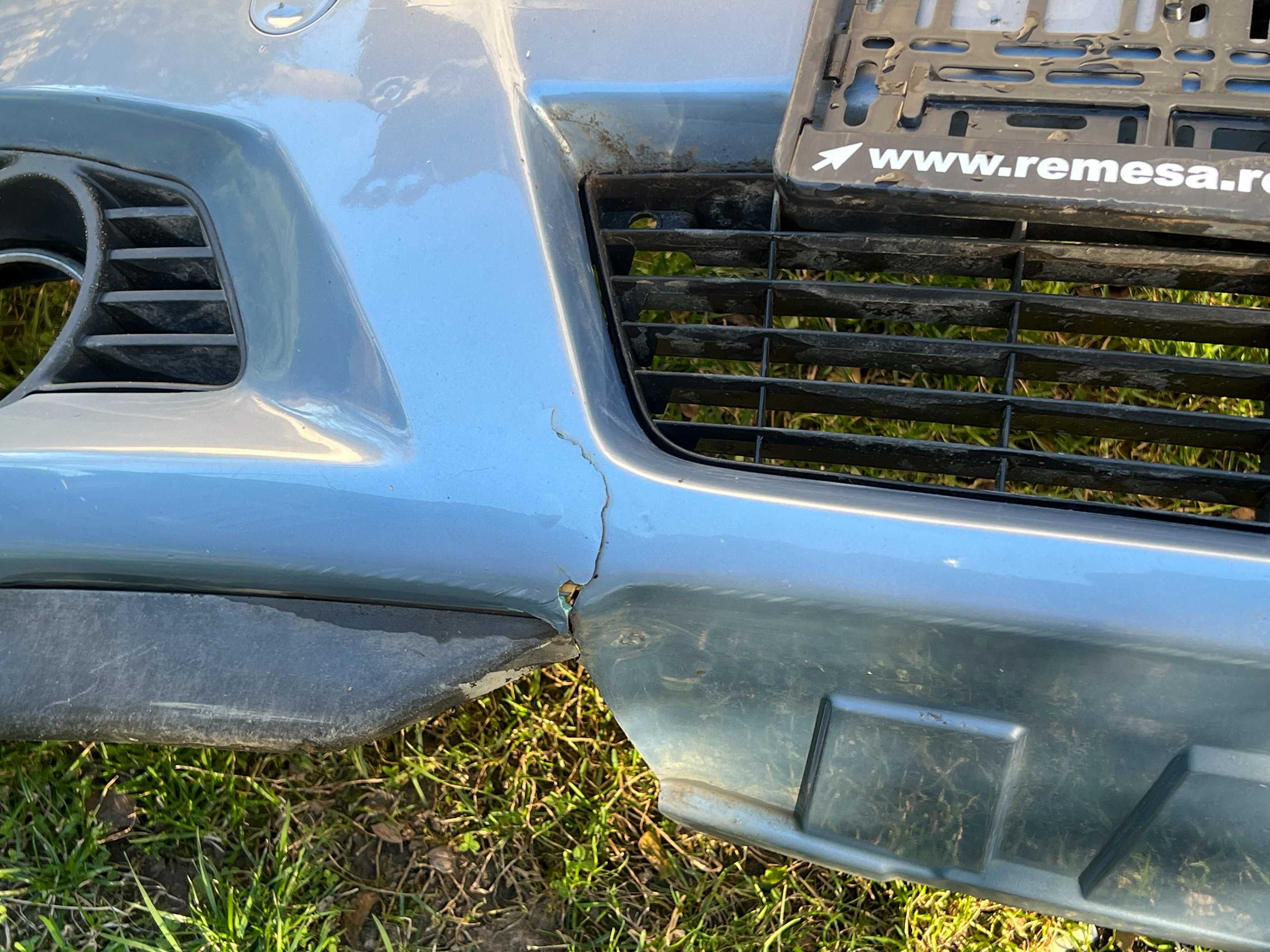 Bara fata Opel Tigra TwinTop B - cu mici defecte