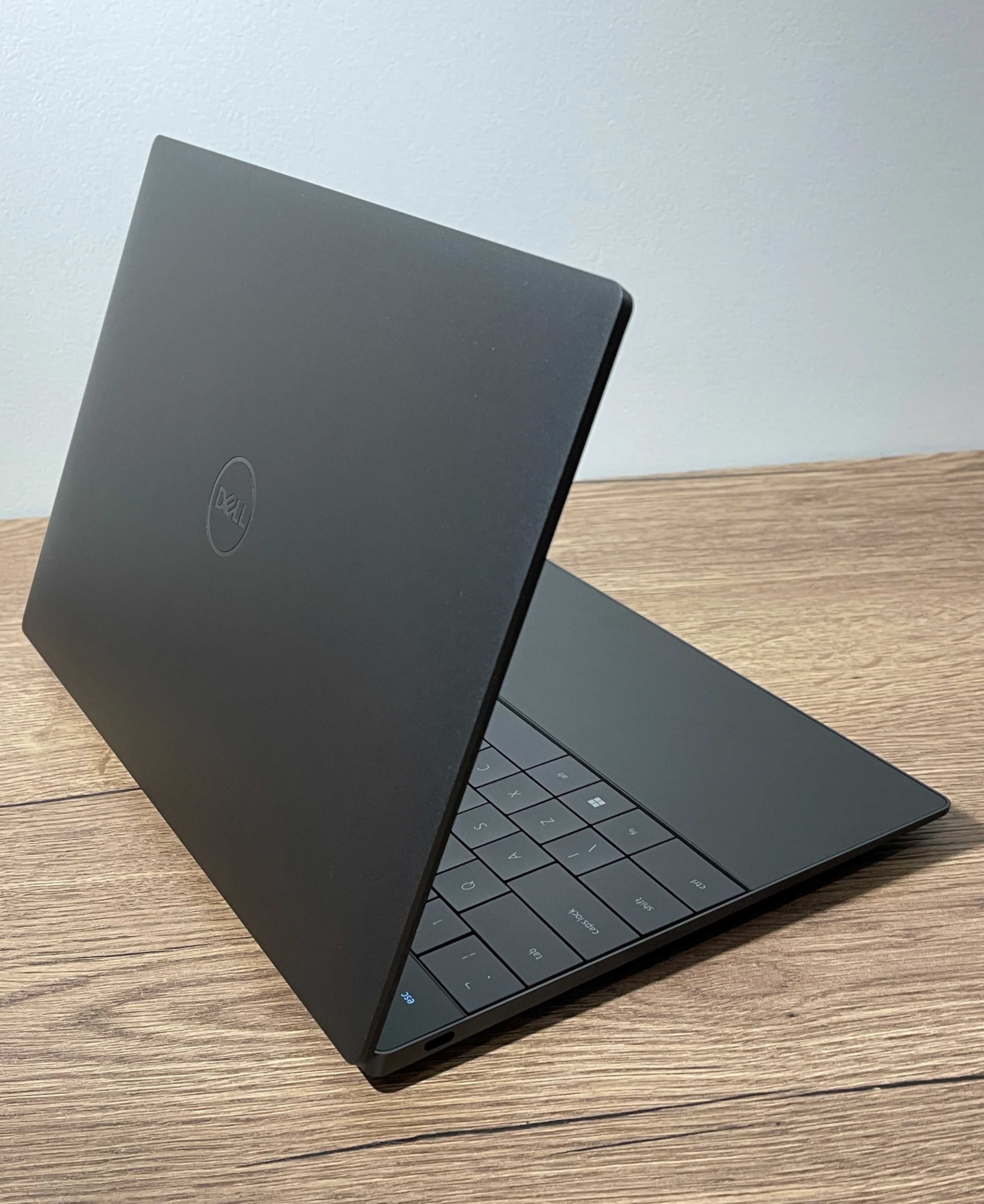 Dell XPS 13 9320 Plus 13.4 OLED 3.5K Touch i5-1240P 16GB Ram 512GB SSD