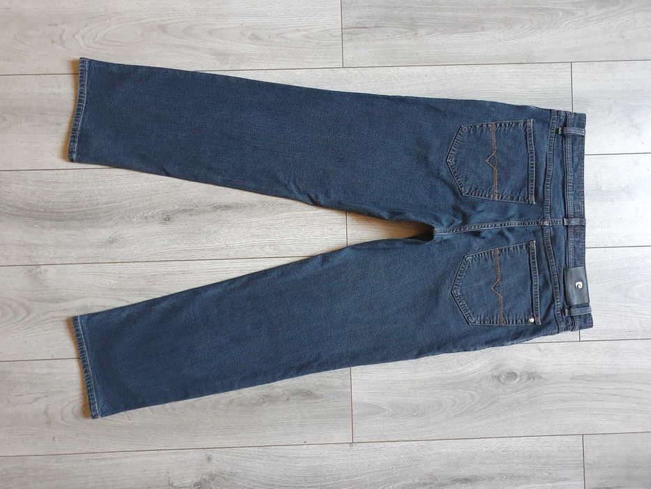 Blugi PIERRE CARDIN "Dijon" - Marime W36 L30 (Talie 94 cm)