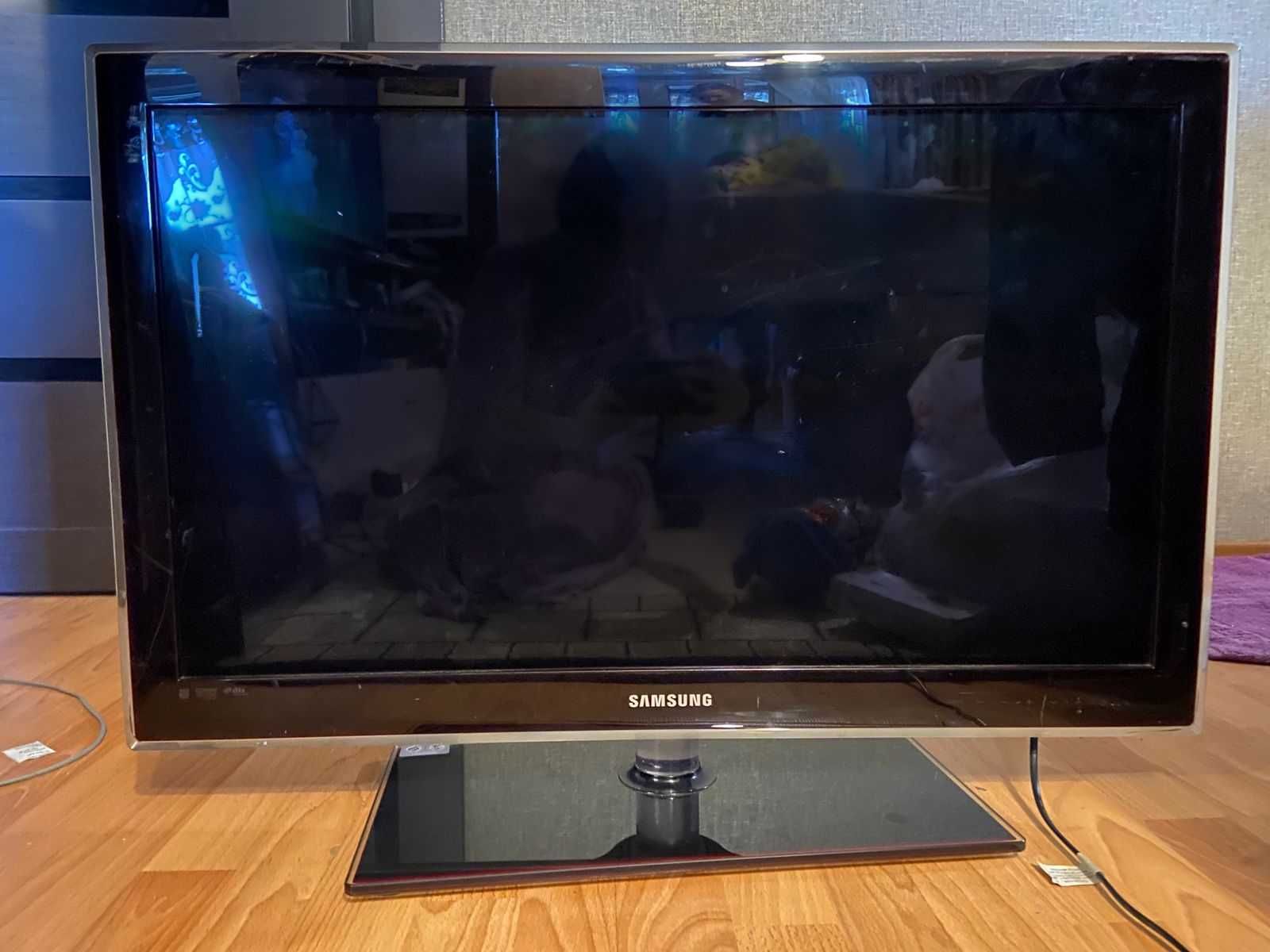 Телевизор LED Samsung  на запчасти