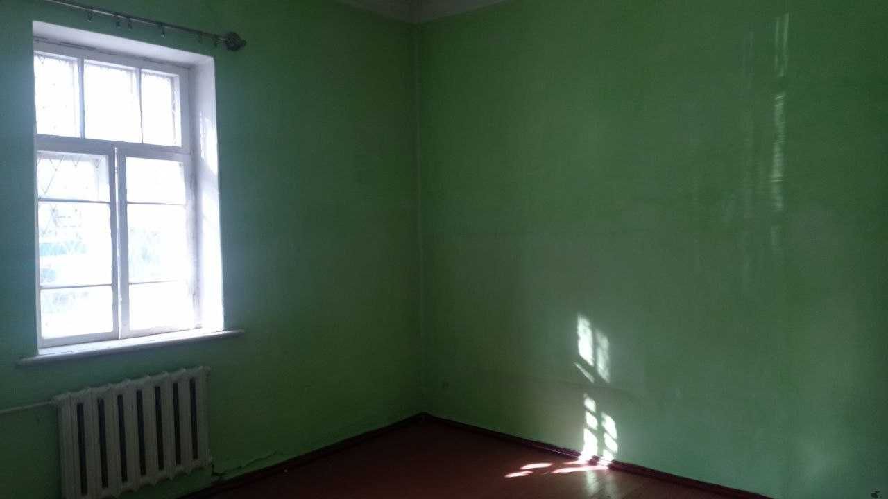 Продается Дом в центре Янгиюля, 4.1 сотки.