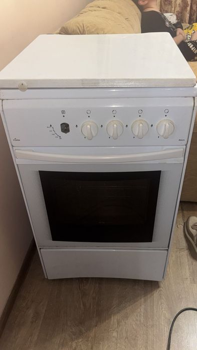 Продам газовую плиту в хорошем состоянии