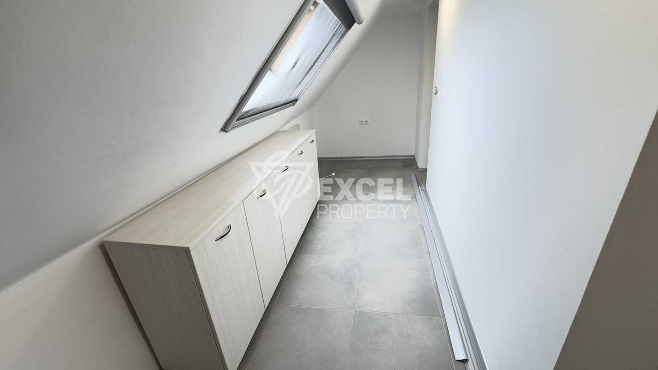 Продава се Двустаен апартамент в к.к. Слънчев бряг - 92 кв.м за 1957 €/кв.м - Снимка #2
