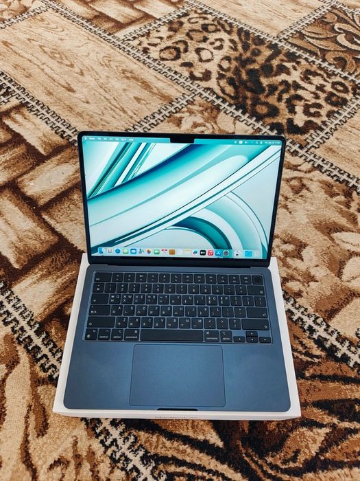 MacBook Air M3, 8-256GB, 100%, 9 silk, Midnight