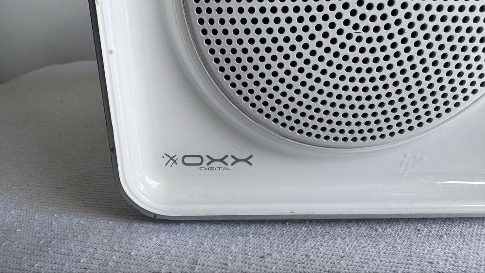 Radio digital cu auxiliar , FM si DAB fm