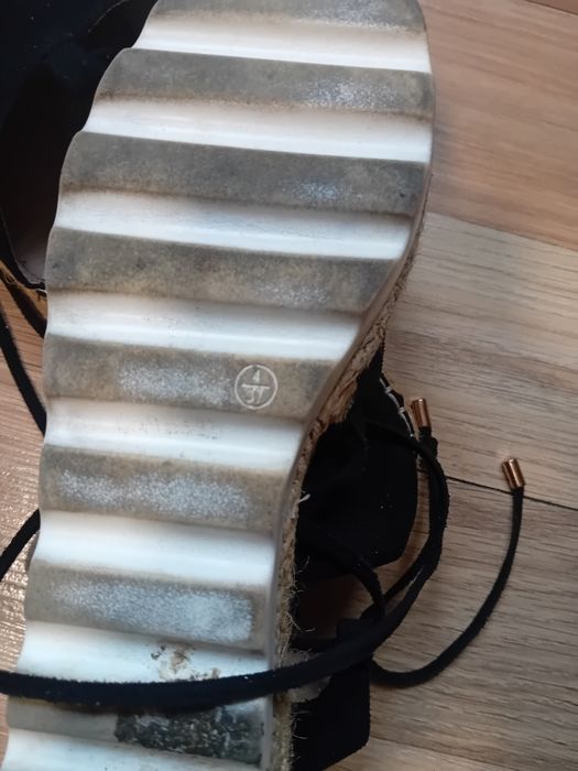 Дамски летни обувки