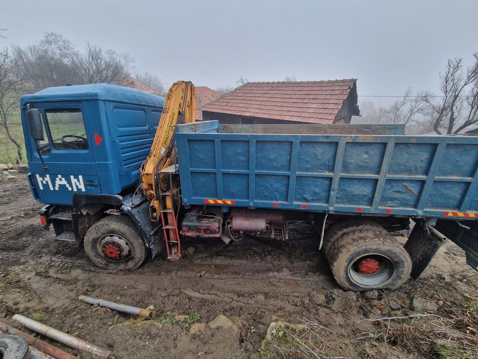 Vând camion MAN 4X4