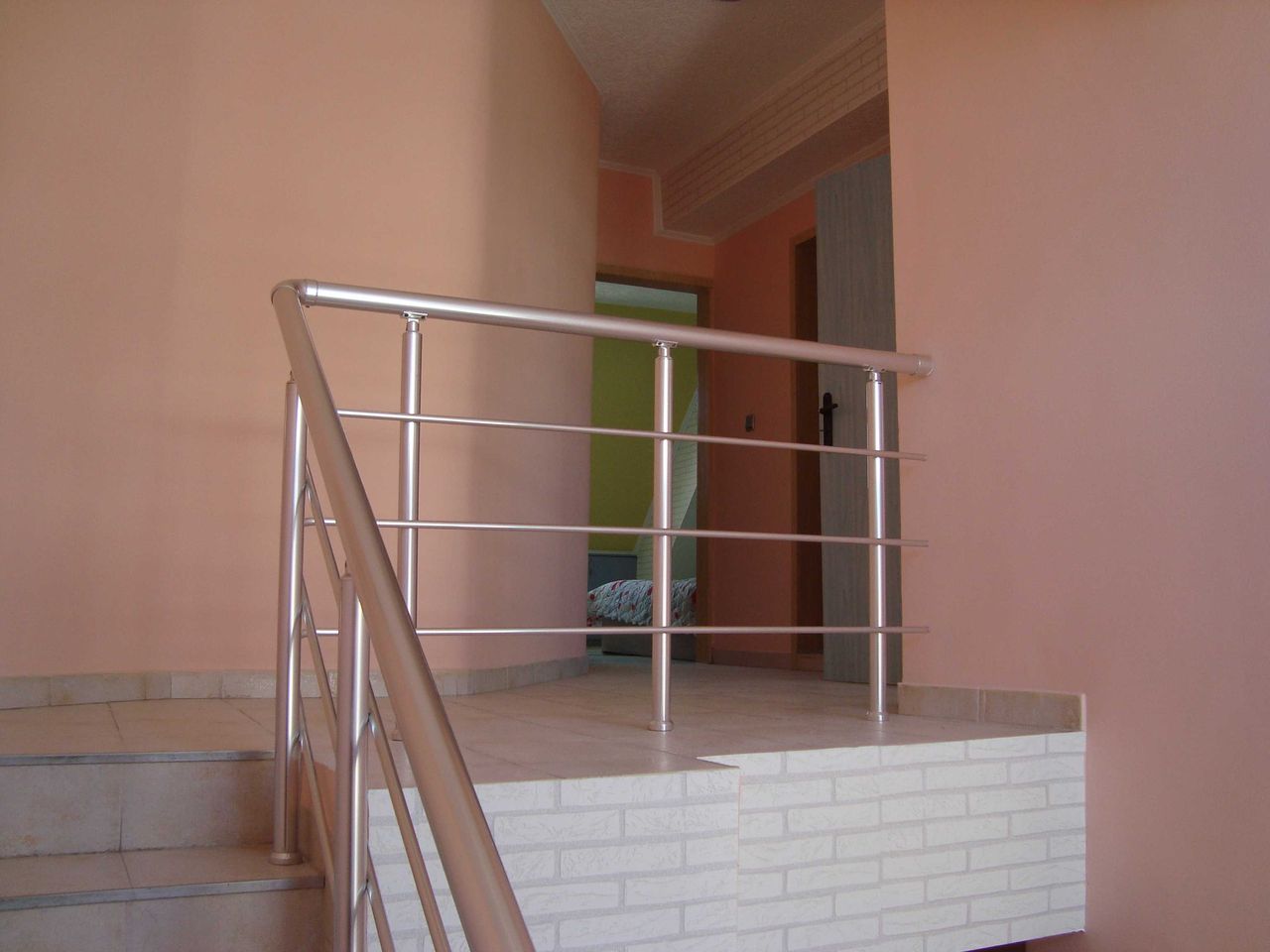 Дава се под наем Мезонет в Пловдив, Кършияка - 120 кв.м за 663 € - Снимка #10