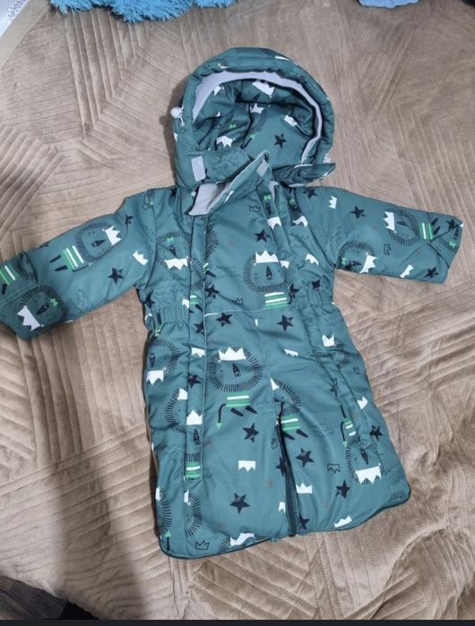 Продам зимний комбинезон трансформер 62-68