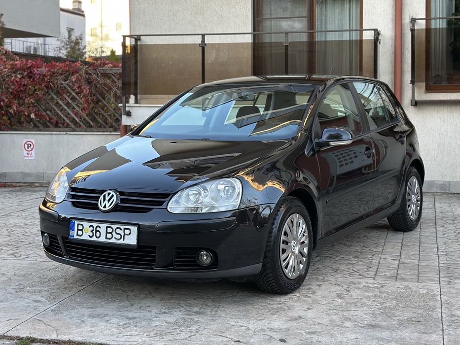 Volkswagen Golf 5 2008 1.6 MPI 102 CP