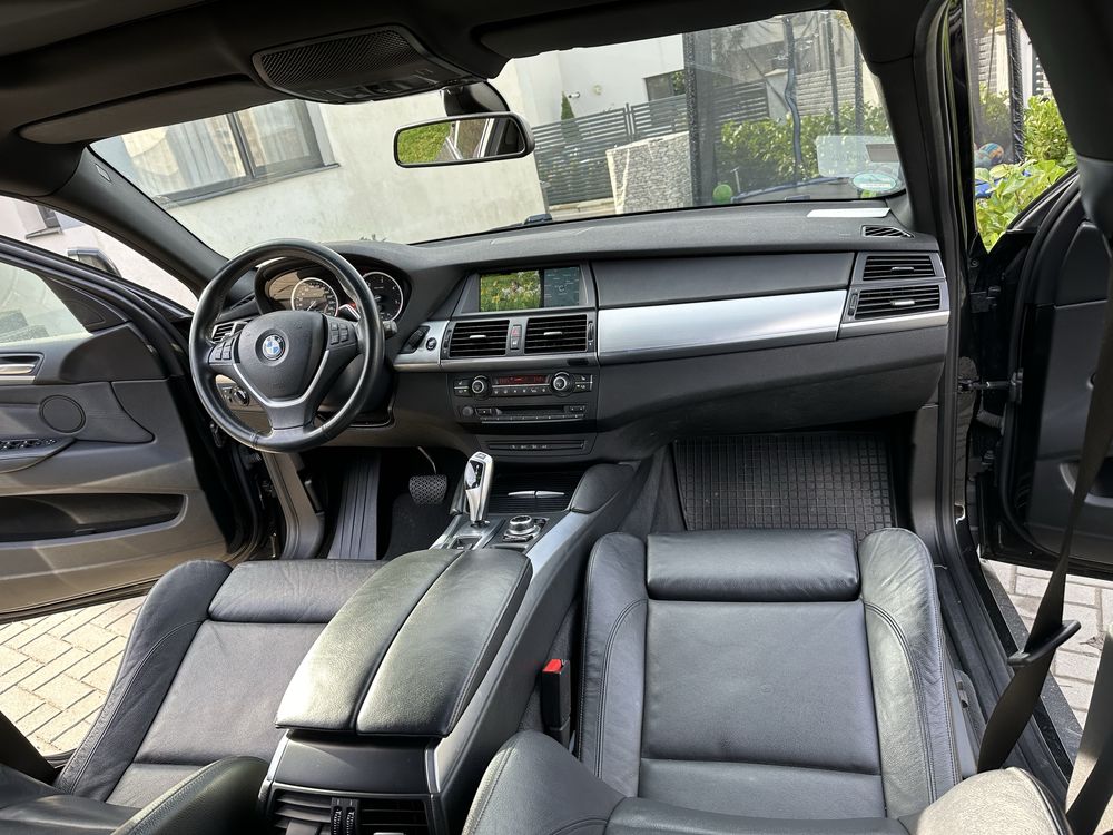 Bmw X6 an 2013, motor 3000 cc, rulaj 235000 km, ingrijit