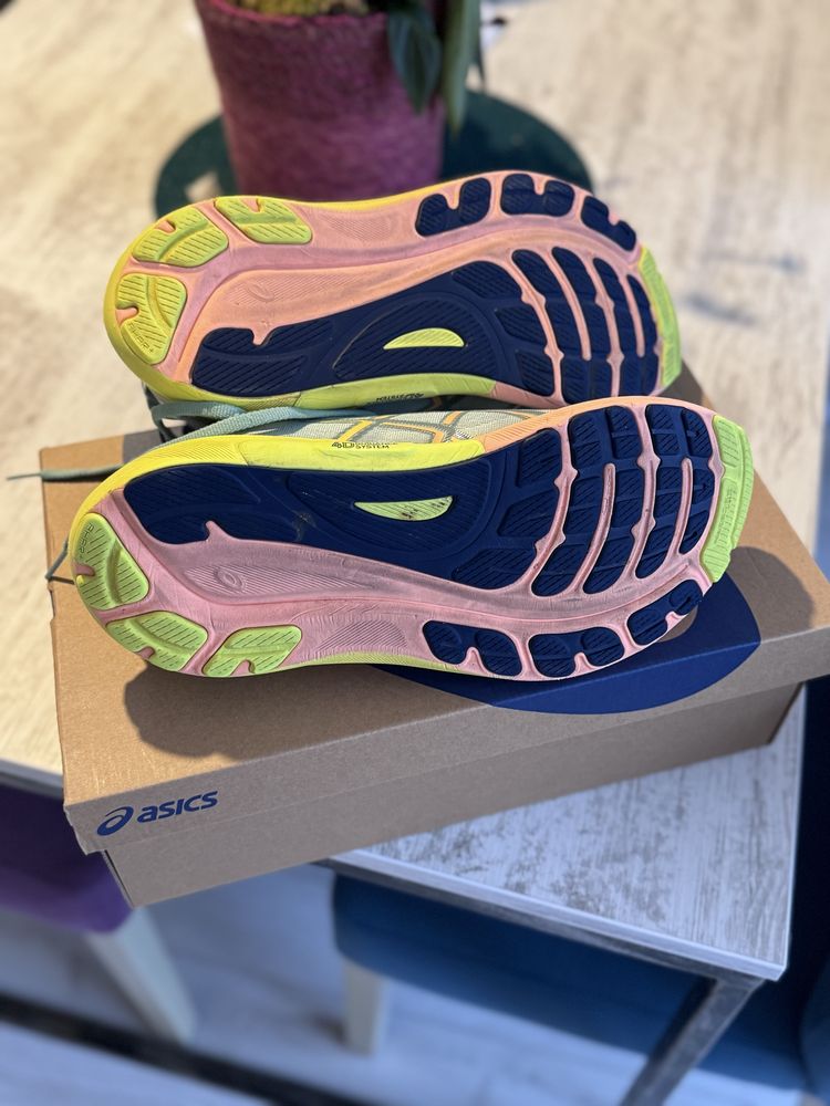 Обувки ASICS Gel-Kayano 31 Paris