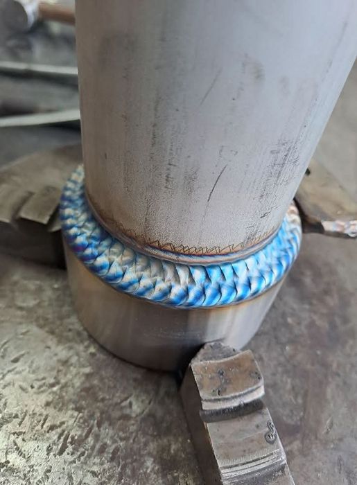 Опитен Аргон специалист – прецизна работа.