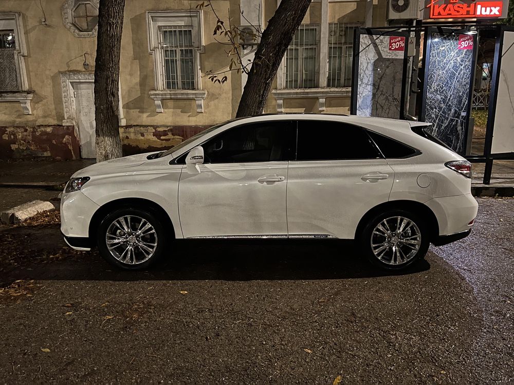 Продается Lexus RX 450 h