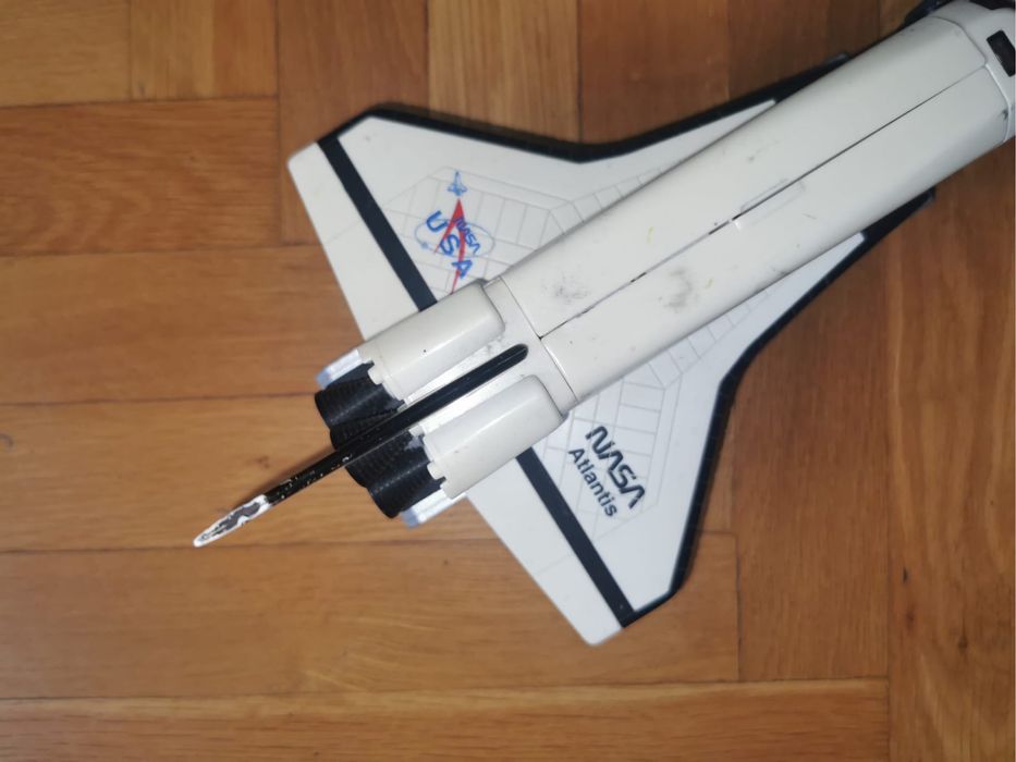 Американски транспортен камион Maisto бял космическа совалка Атлантис