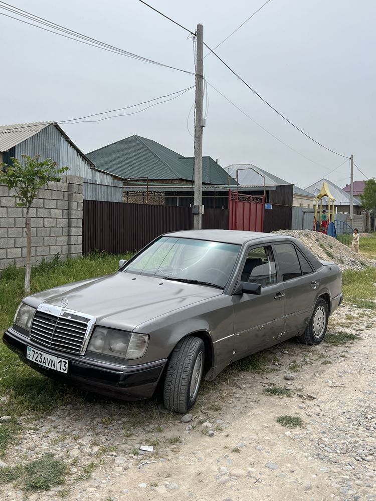 Mercedes Benz w124 E300 продаю