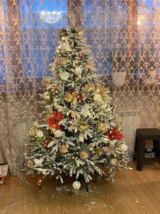 Елка искусственный