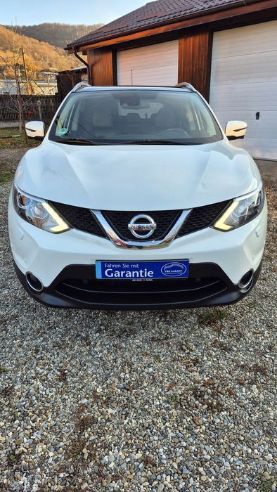 Qashqai TEKNA/2015/1.6dCi/Full LED/Piele/Navi3D/Panorama/Camera 360/E5