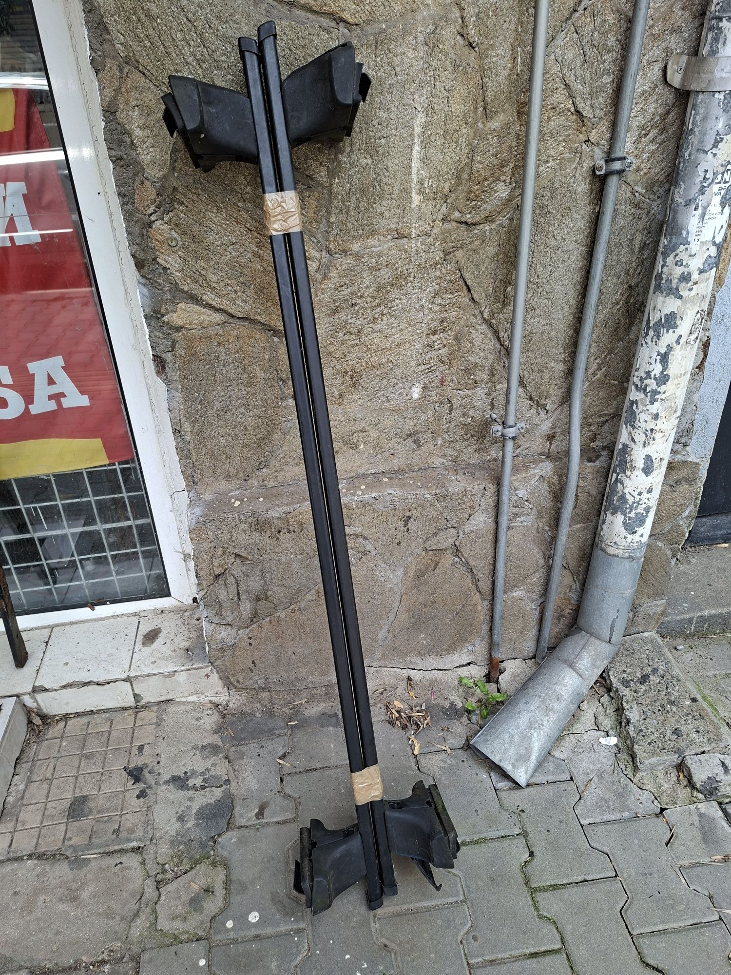 Оригинален багажник THULE Dayhatsu sirion.Toyota Yaris