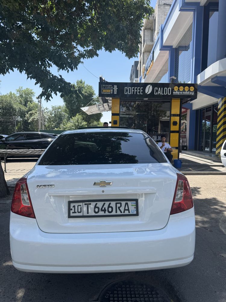 Срочно продаю свой машина Жентра 3 позиция