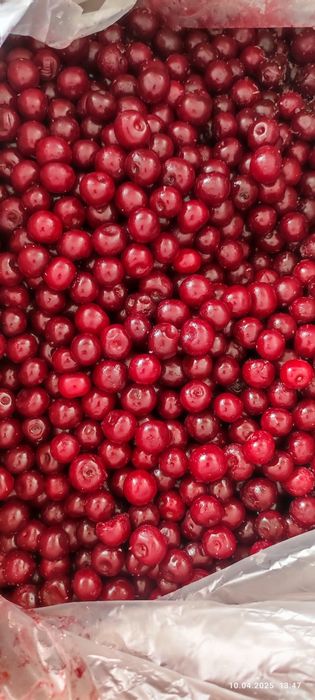 Вишня свежемороженая